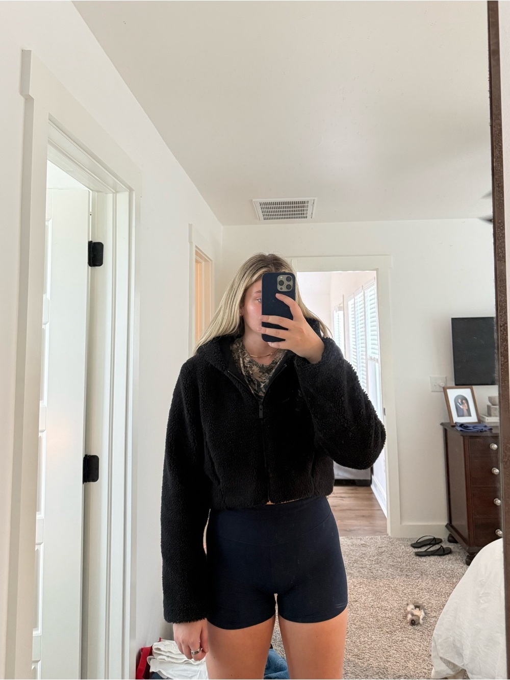 Alo Cropped Sherpa Zip Up